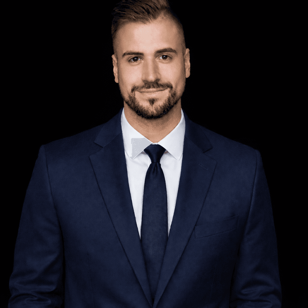 Portrait of Kyle Gruarin